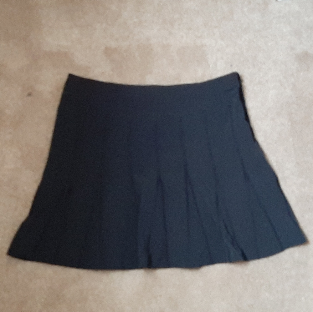ATHLETA WEAR ABOUT SKORT SIZE 10 BLACK SKATER